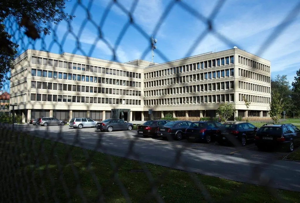 Новини світу - У Швейцарії розслідують "витік" інформації до спецслужб РФ