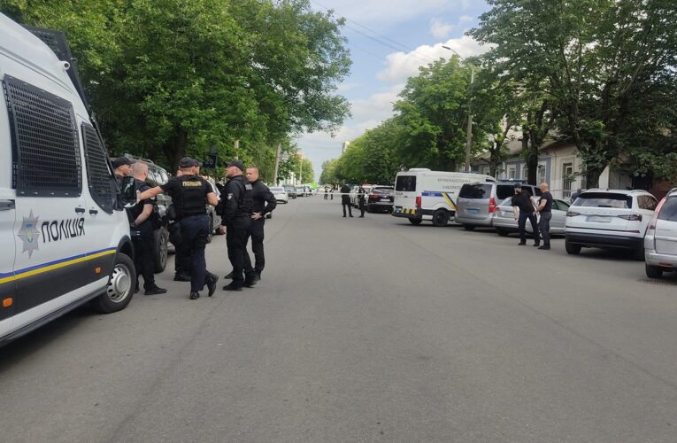 У центрі Житомира сталася стрілянина, є загиблі