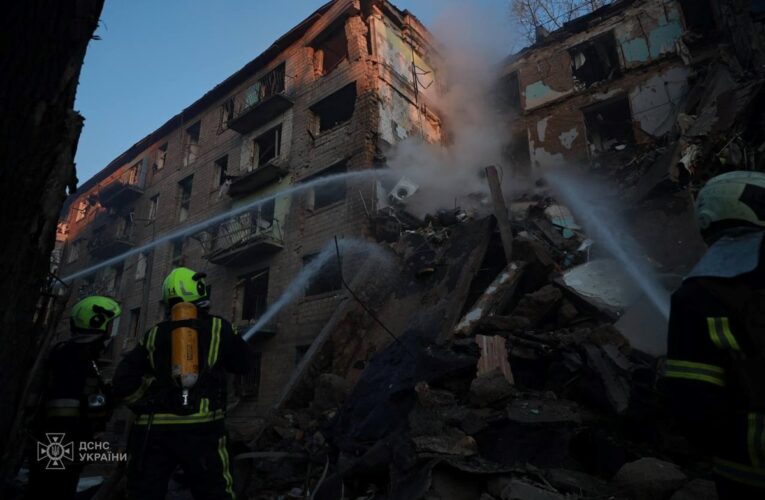 У зруйнованому будинку в Києві вже п’ять загиблих