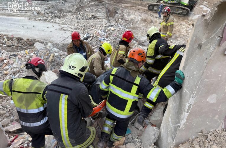 Удар по Києву: кількість загиблих знову зросла