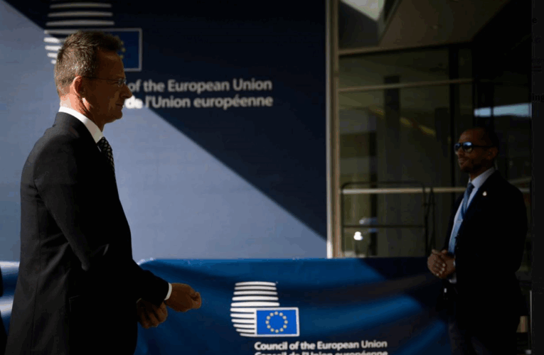 Угорщина ветувала план Єврокомісії щодо відмови від енергоносіїв РФ