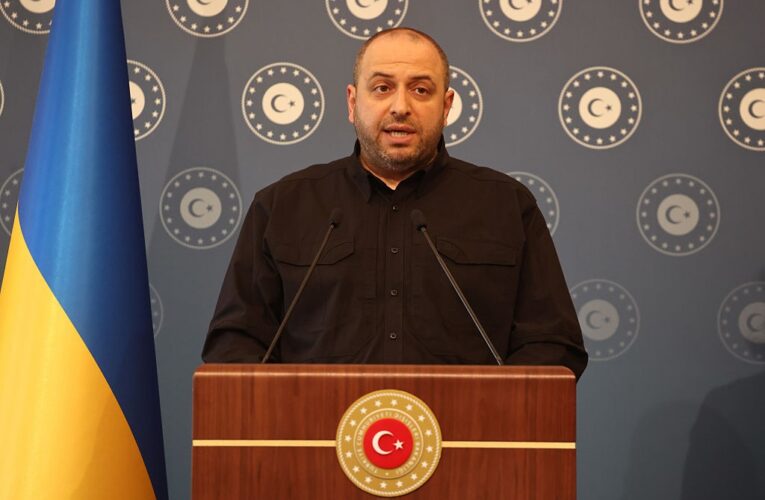 Україна поверне 6000 тіл загиблих воїнів – Умєров