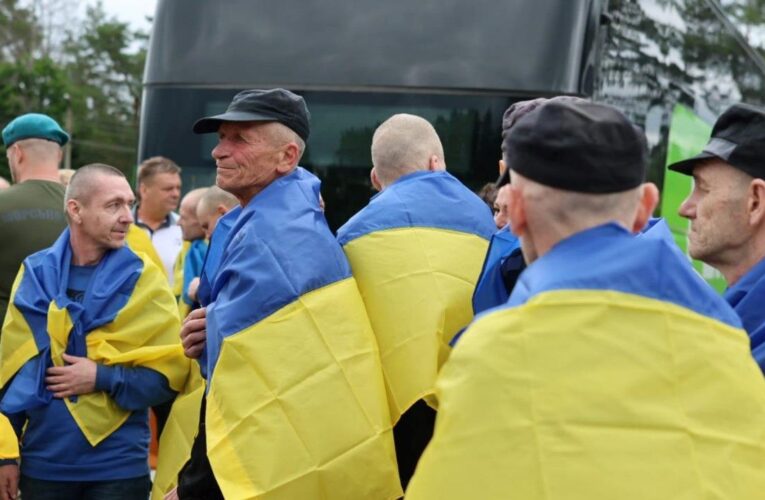 Україна повернула з полону п’яту групу військових