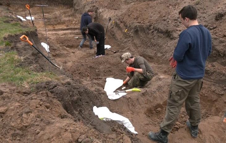 Україна та Польща обопільно надали дозволи на проведення ексгумацій