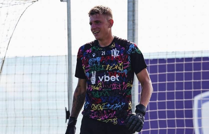 Новини спорту - Український воротар прийшов у шотландський клуб: тренер команди в захваті