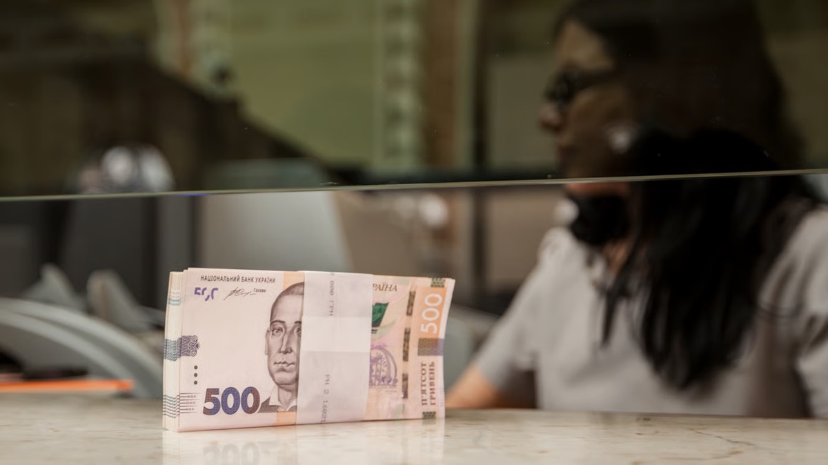 Без категорії - Українці активно беруть кредити та розміщують депозити