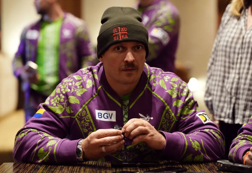 Новини спорту - Усик - професіонал: Джонс оцінив завершення співпраці з Красюком