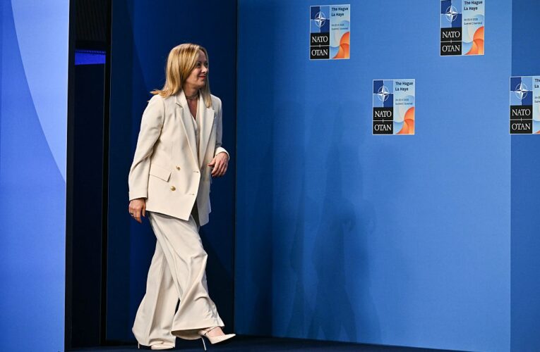 В Італії планують зарахувати зведення мосту до військових витрат НАТО