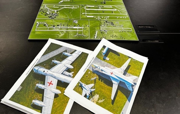 Новини України - В Росії знищено не менше 13 літаків - ЦПД