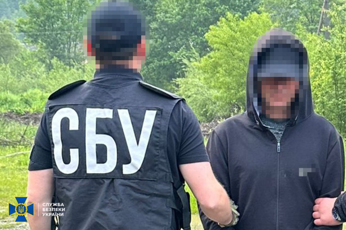 Новини України - В Україні затримано торговців трофейною зброєю