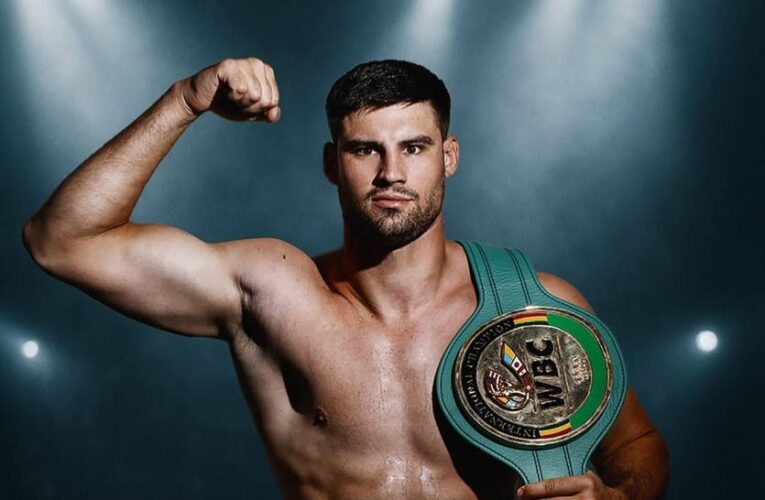 Видовище буде жорстким: Новицький поділився деталями бою з Сіренком