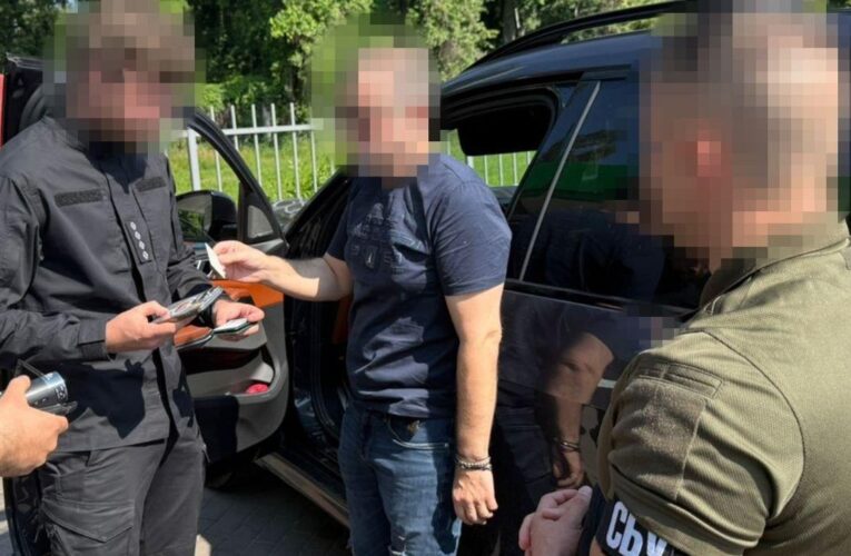 Викрито посадовців, що привласнили понад 60 млн грн на авто для ЗСУ