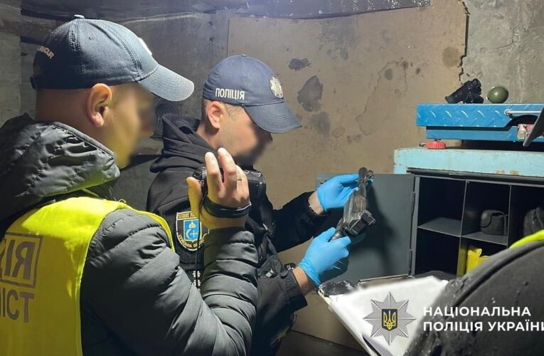 Вилучення зброї: обшуки провели по всій Україні