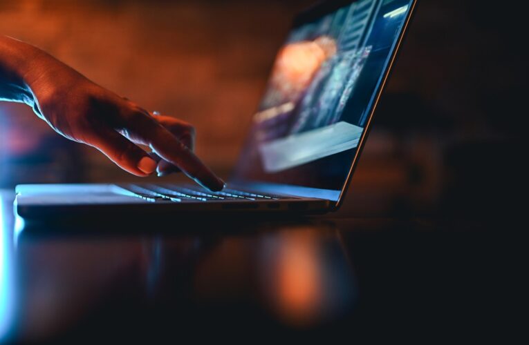 Витік століття: в Мережу злили мільярди паролів з Apple, Google та Facebook