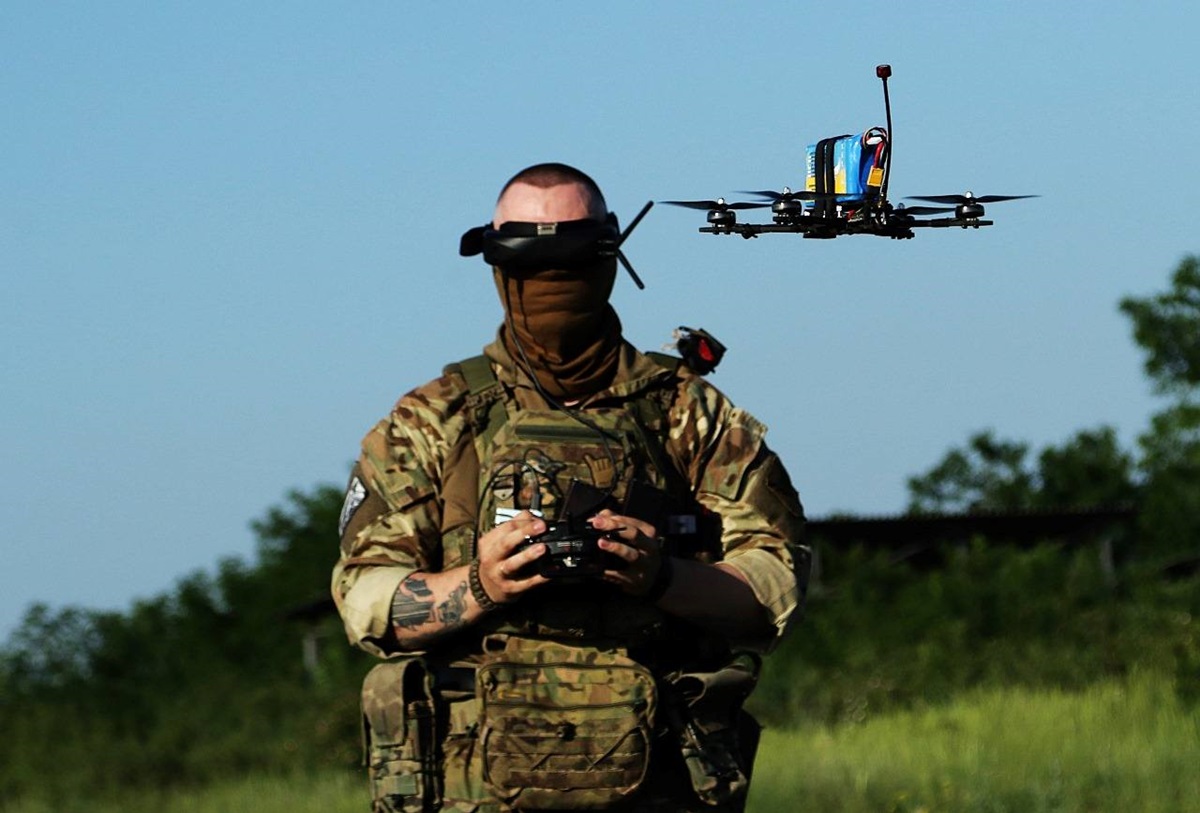 Новини світу - ВСУ вдарили по військовій частині на Бєлгородщині - РосЗМІ