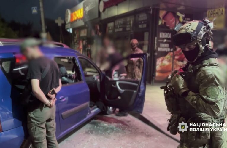 Затримано банду наркоторговців, які для конспірації використовували форму силовиків, – Нацполіція