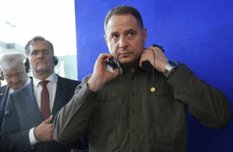 Єрмак обговорив позицію Росії з Віткоффом