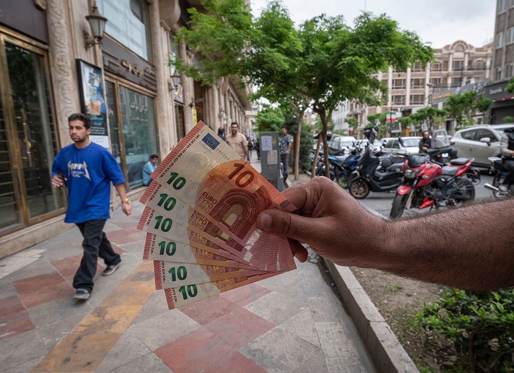 Новини бізнесу - Єврокомісія схвалила запровадження євро в Болгарії з 2026 року