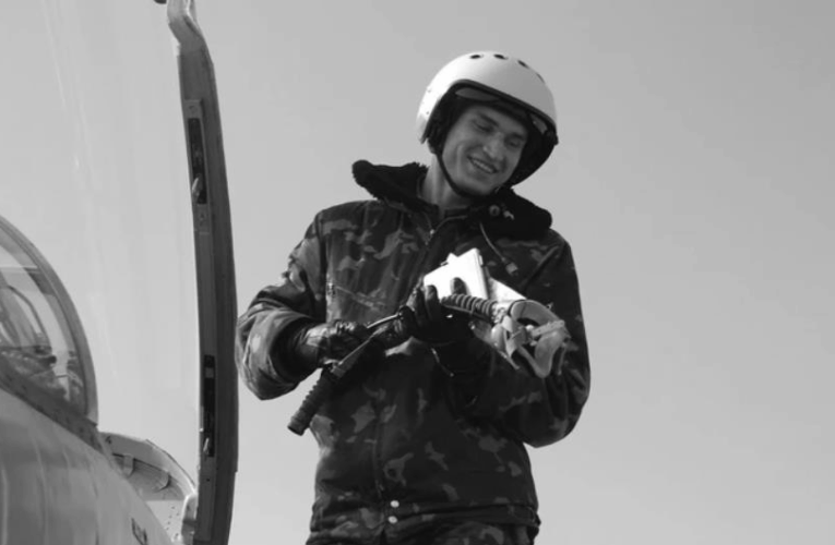 Загибель льотчика Устименка: що про нього відомо