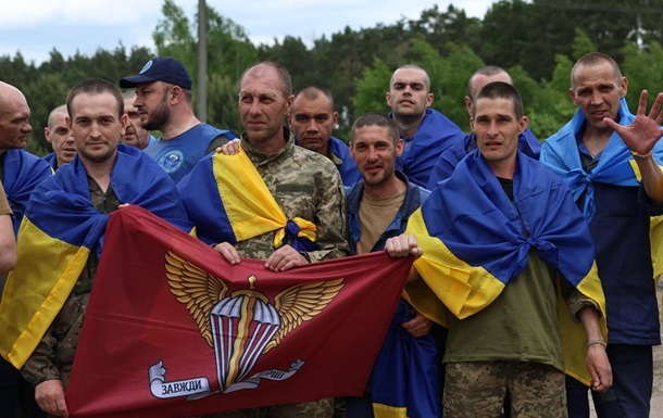 Новини України - Зеленський анонсував великий обмін полоненими
