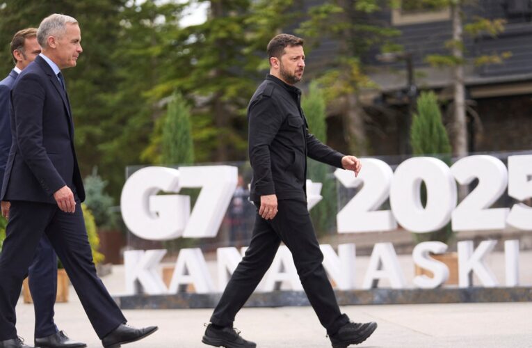 Зеленський достроково повертається з саміту G7 – ЗМІ