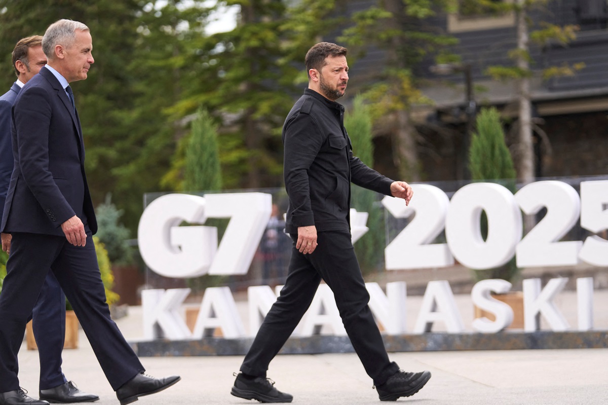 Новини світу - Зеленський достроково повертається з саміту G7 - ЗМІ