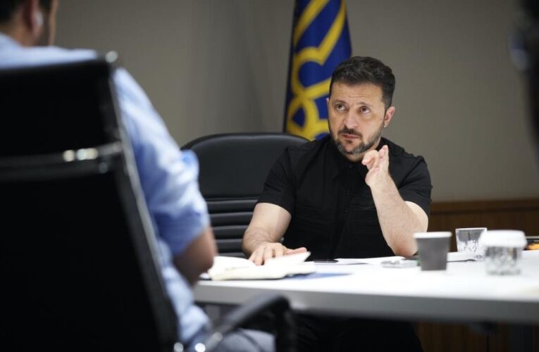 Зеленський розповів про шпигунів Угорщини