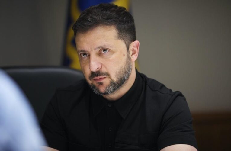 Зеленський: США не виглядають сильним посередником