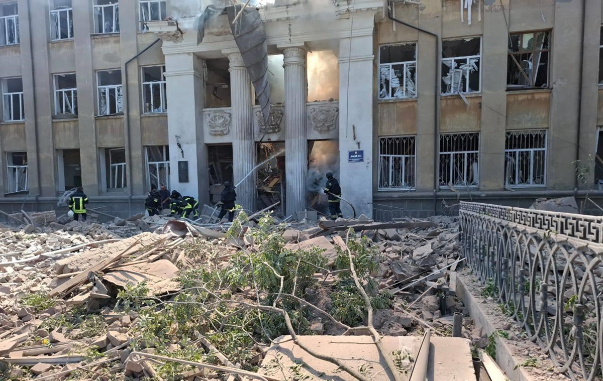 Новини України - Зеленський відреагував на ракетний обстріл Одещини