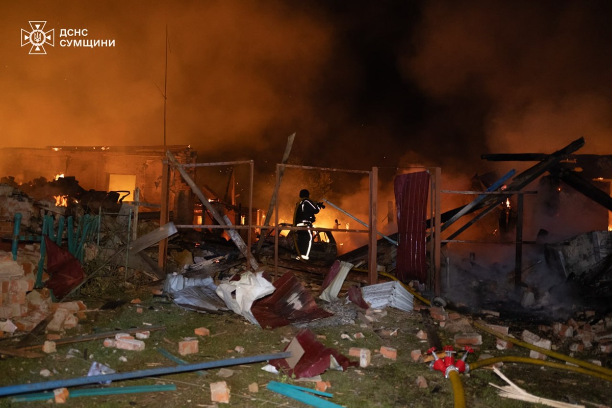 Новини України - Жахливий удар по Сумщині: в ДСНС показали наслідки