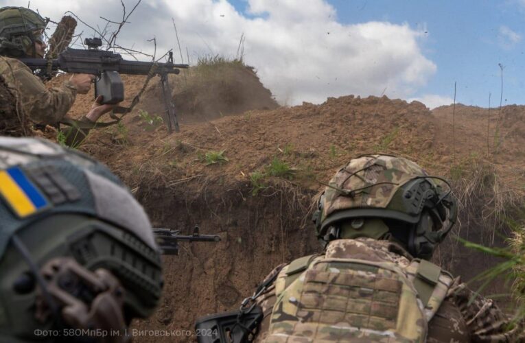 ЗСУ ведуть бої з армією РФ на 10 напрямках