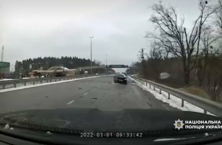 Віддав наказ розстріляти автомобілі з цивільними: поліцейські встановили російського командира зс рф