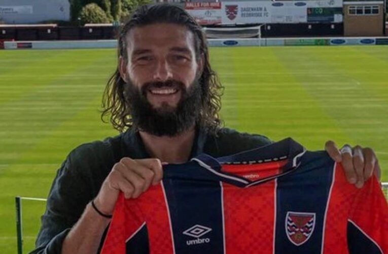 36-річний форвард повернувся грати в Англію в шостий дивізіон