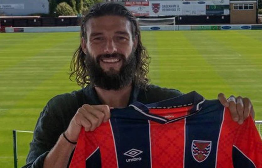 Новини спорту - 36-річний форвард повернувся грати в Англію в шостий дивізіон