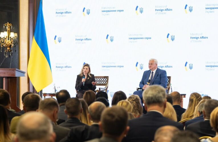 Олена Зеленська взяла участь у щорічній нараді керівників закордонних дипломатичних установ України