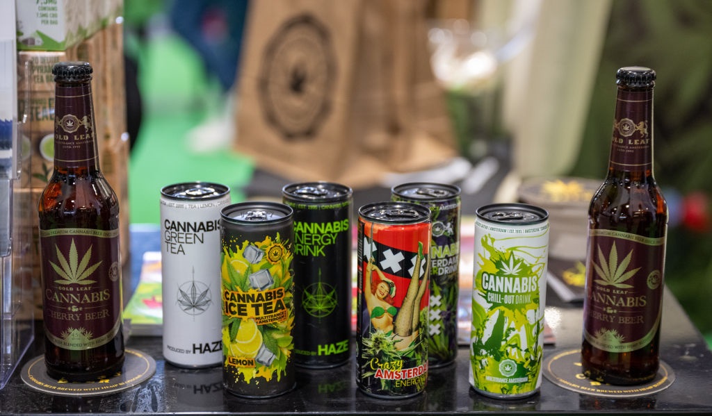 Новини бізнесу - Алкогольні гіганти переходять на напої з канабісом