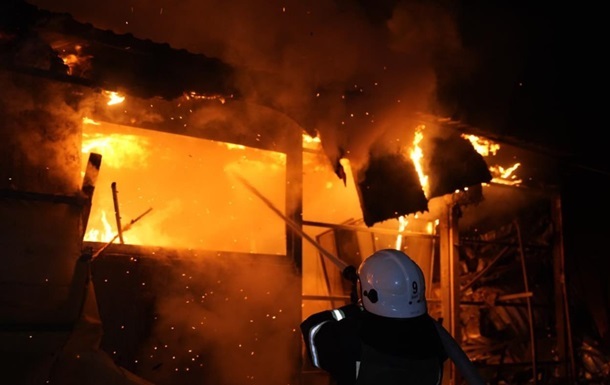 Новини України - БПЛА атакували Одесу: палають цивільні об'єкти