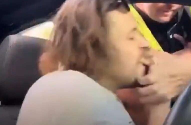 Був у розшуку ТЦК: в Києві водій укусив поліціянта