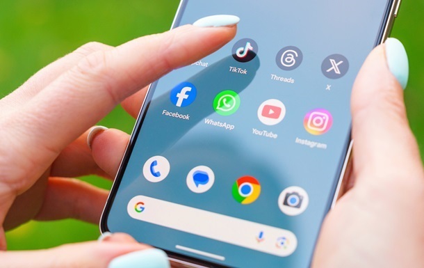 Технології - Читання новин у соцмережах допомагає розпізнавати фейки - дослідження