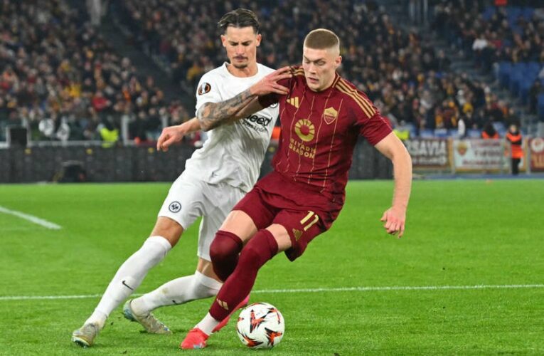 Довбик може перебратися до АПЛ