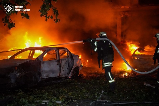 Новини України - Дрони з різних напрямків: в Одесі пролунали вибухи