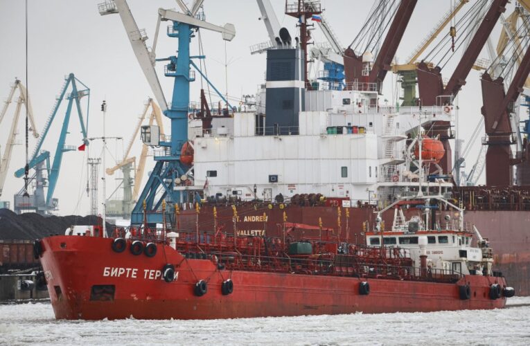 Експорт нафти з Росії обвалився до мінімуму з лютого – ЗМІ