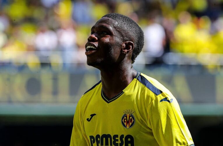 Французький форвард перейде в Евертон, команду Миколенка