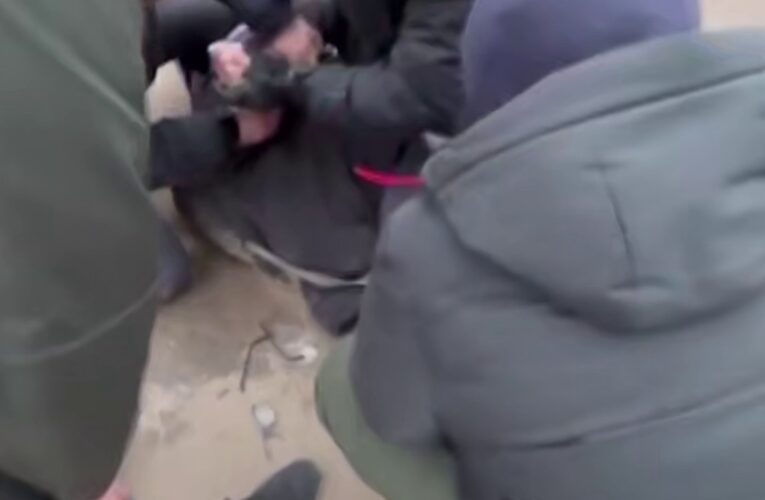 ФСБ затримала дев’ятьох росіян, що “закликали до вбивства силовиків”