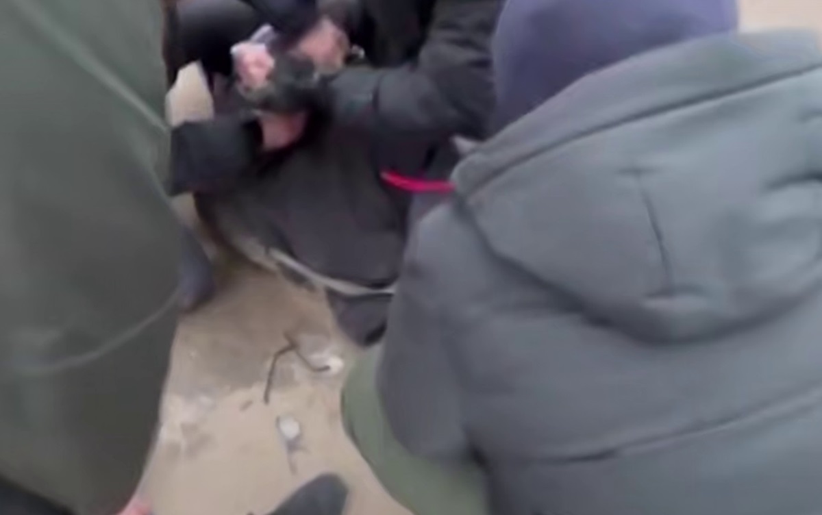 Новини світу - ФСБ затримала дев'ятьох росіян, що "закликали до вбивства силовиків"