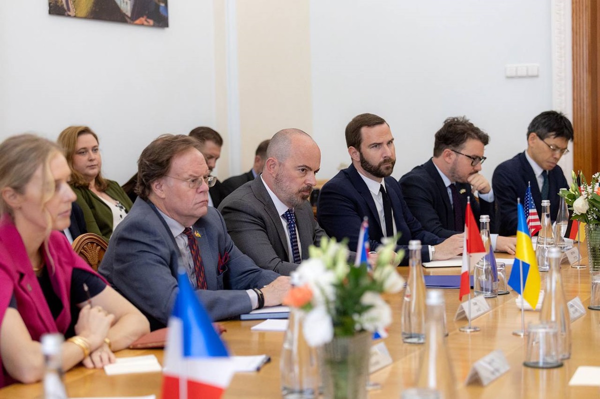 Новини України - Генпрокурор розповів про зустріч з представниками G7