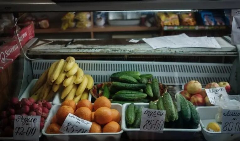 Інфляція в Україні знизилася, а в Росії б’є рекорди