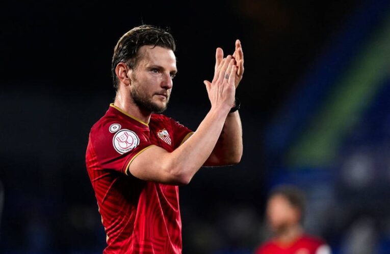 Іван Ракітич оголосив, що йде з великого футболу