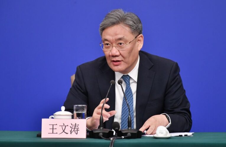 Китай розкритикував ЄС через санкції за підтримку Росії