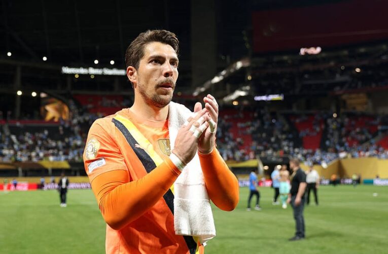 Коли один шукає допомоги в іншого: МЮ звернув увагу на голкіпера Ман Сіті